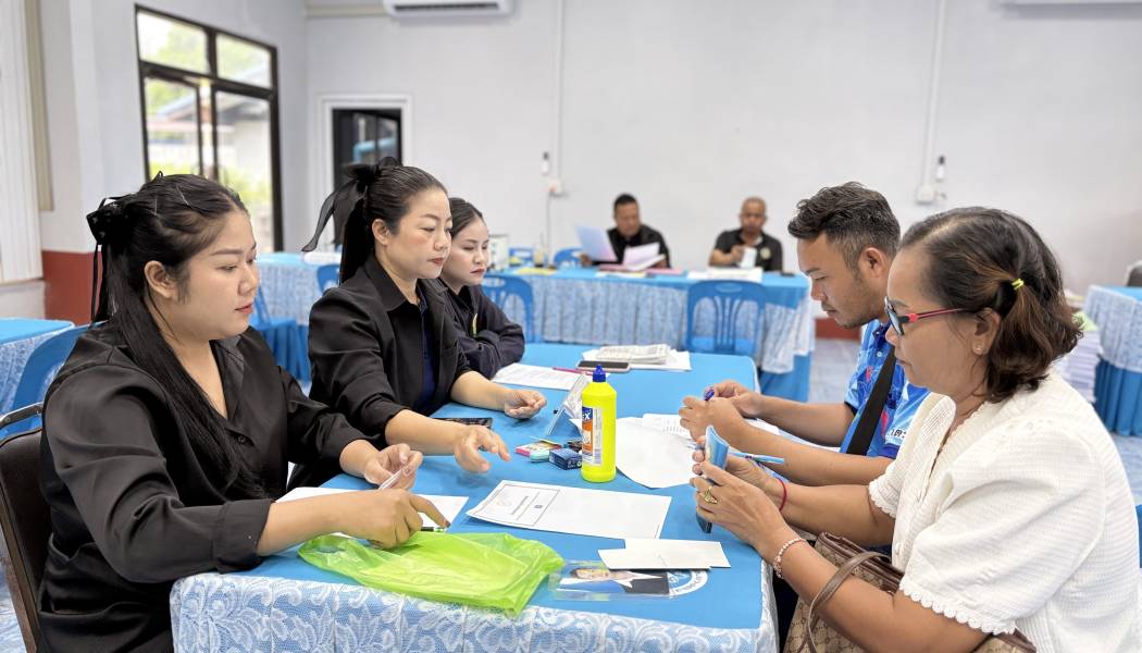 ภาพบรรยากาศการรับสมัครฯ(วันที่ 3) 🎊 📢📢สำหรับการสมัครรับเลือกตั้งสมาชิกสภาเทศบาลและนายกเทศมนตรีตำบลแวงดง